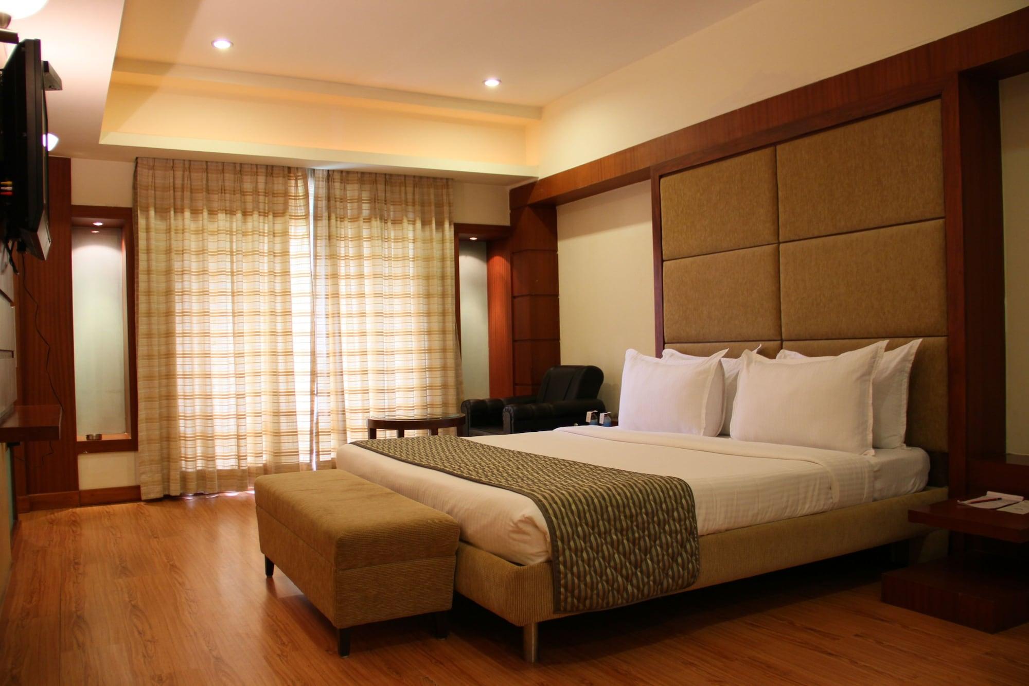 Cambay Sapphire, Gandhinagar Otel Dış mekan fotoğraf
