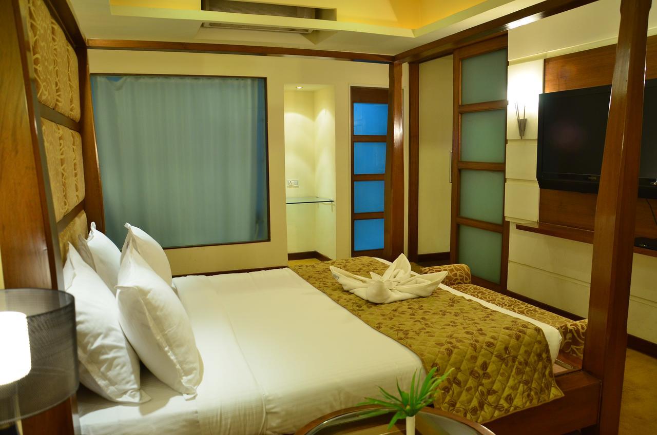 Cambay Sapphire, Gandhinagar Otel Dış mekan fotoğraf