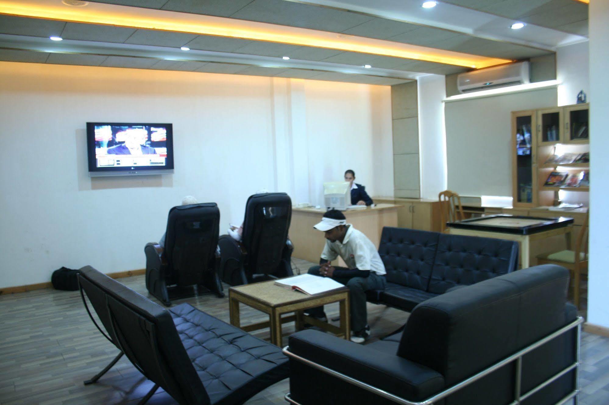 Cambay Sapphire, Gandhinagar Otel Dış mekan fotoğraf