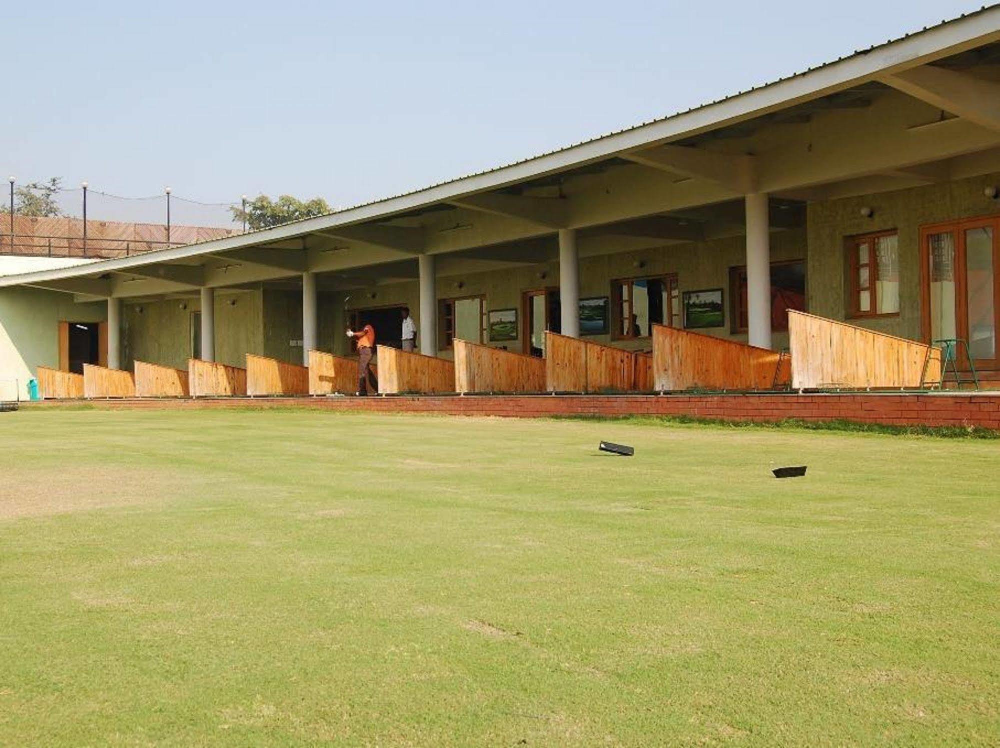 Cambay Sapphire, Gandhinagar Otel Dış mekan fotoğraf