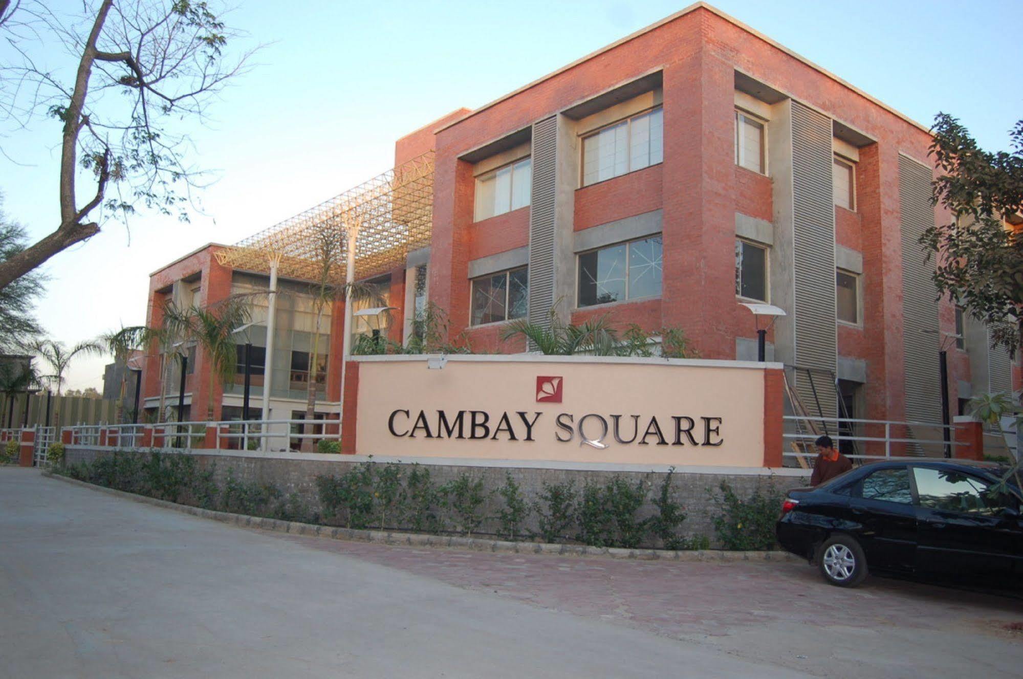 Cambay Sapphire, Gandhinagar Otel Dış mekan fotoğraf